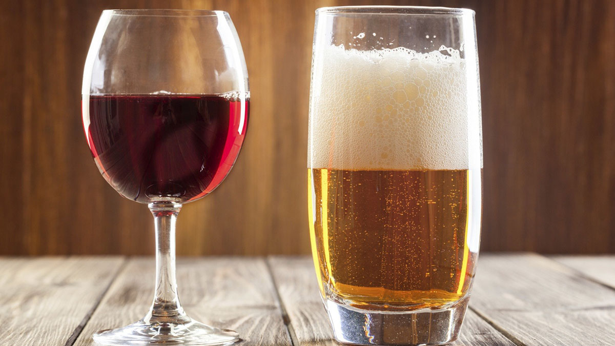 Birra apo Vera, Kujt i Përket Froni i Pijes më të Mirë Alkolike